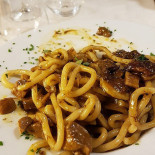 Il Grillo Moro Nourriture