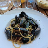 La Gorbe E L'ua Comida