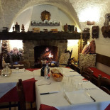 La Pagliarella Pizzeria E Girarrosto À l'intérieur