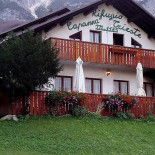 L'accanto outside