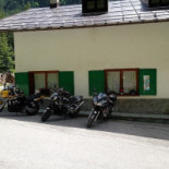 L'accanto outside