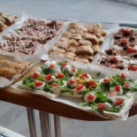 Pizza Al Taglio Gastronomia Al Goloso food