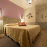 I Capricci Di Merion inside