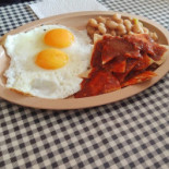 Villa Dragonetti Comida