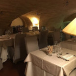 Osteria I Birbi inside