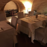 Osteria I Birbi inside
