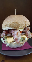 Peligro Hamburgeria food