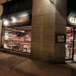 Red Fox Pub outside