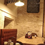 Lo Scacciapensieri À l'intérieur