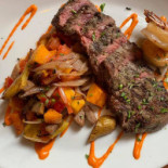 Demo's Cafe' Comida