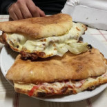 U Zu Caliddu Nourriture