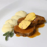 La Cornacchia E Il Mosto food
