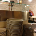 Enoteca Divino inside