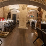 Gallery 44 Dentro