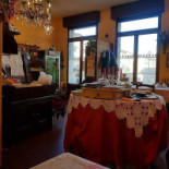 Osteria Due Marie inside