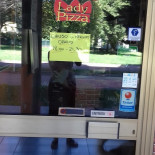 Lady Pizza outside