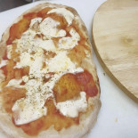 Tipiko Pizzeria Comida