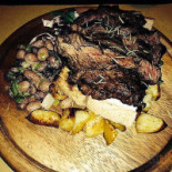 Vecchia Pirri food