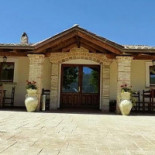 La Commenda Exterior