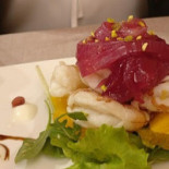 Selmi 22 Food