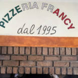 La Gabbianella E Il Matto Logo