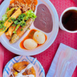 Hombrelobo food