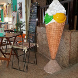 Trattoria Da Oreste À l'intérieur