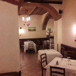 Pizza E Pazzi inside