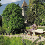 Stadele Exterior