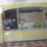 Pizza E Pizza outside