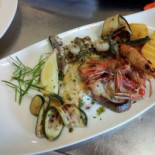 E Pizzeria Montegrappa Comida