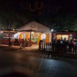 Miky’s Pizza Extérieur