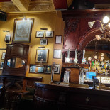 Old Wild West Dentro