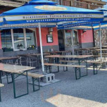 Rosy's Pub Pizzeria Extérieur