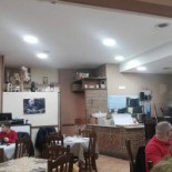 Bella Mbriana À l'intérieur