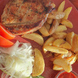 Arturi Kiiu šašlõkibaar food