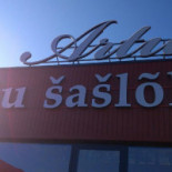 Arturi Kiiu šašlõkibaar outside