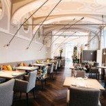 Ga.pa. À l'intérieur