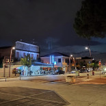 Pizzeria Scugnizzo outside