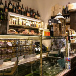 Antica Bottega inside