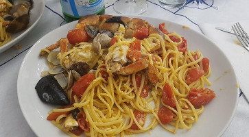 Pochi Ma Boni food