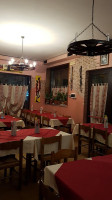 Pochi Ma Boni inside