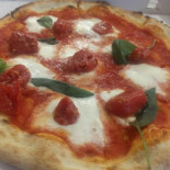 Pizzeria Leonardo Di Valoncini Mario Nourriture