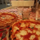 Radici Napoli In Tavola food