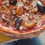 Radici Napoli In Tavola food