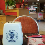 Gelateria Frulleria Kiss inside