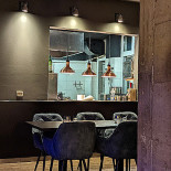 Salvia Rosmarino - Pizzeria inside