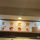 Ghumman Kebab Pizza inside