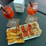 La Piazzetta Wine food
