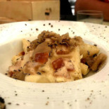 Za'faran Bistrot Comida